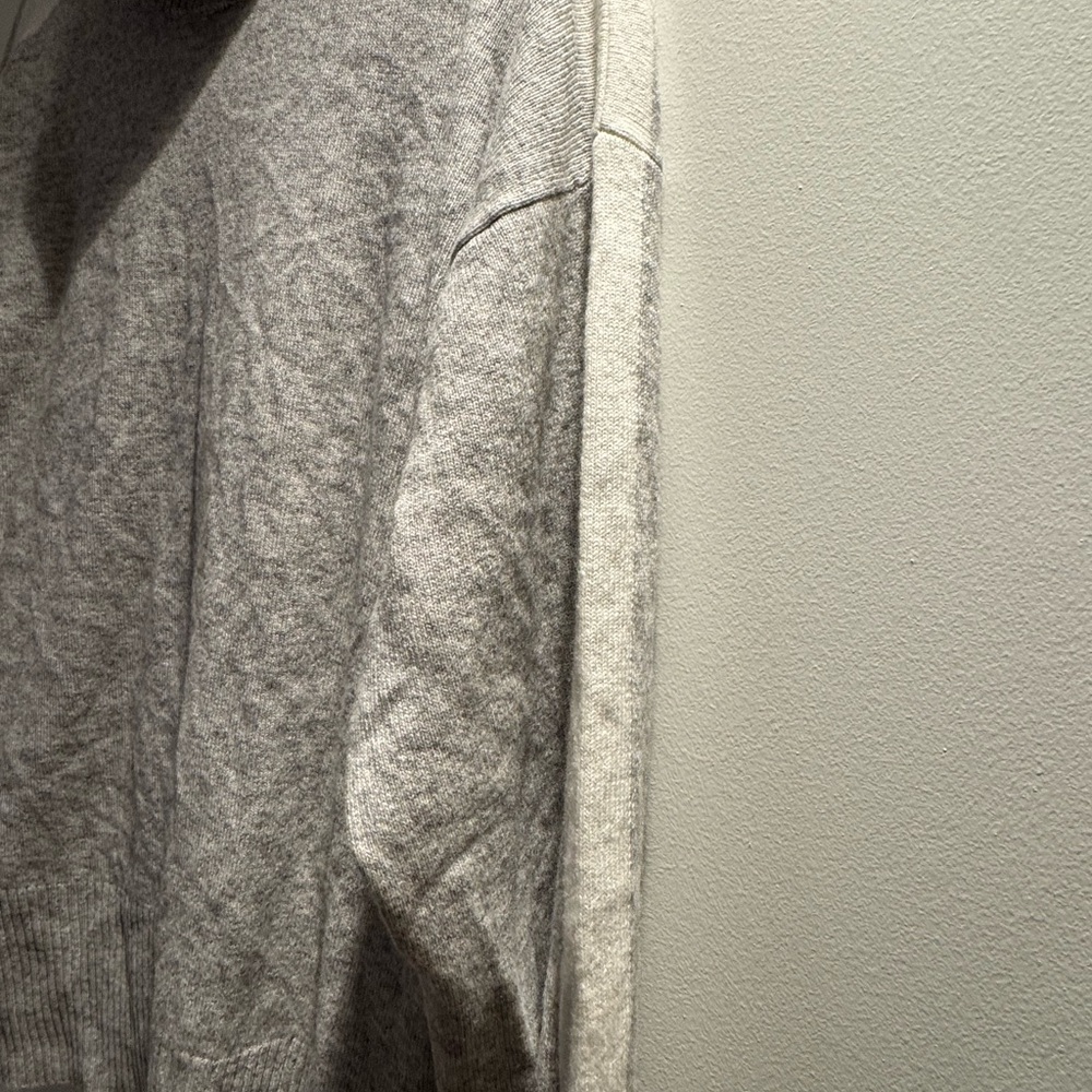 Reiss turtleneck sweater - Picture 3 of 3